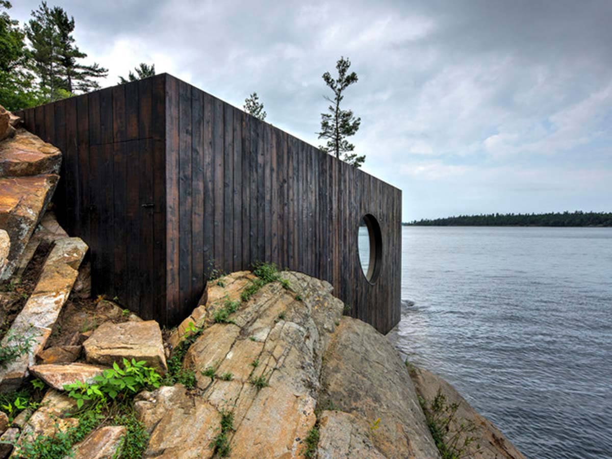 drevena sauna pri mori